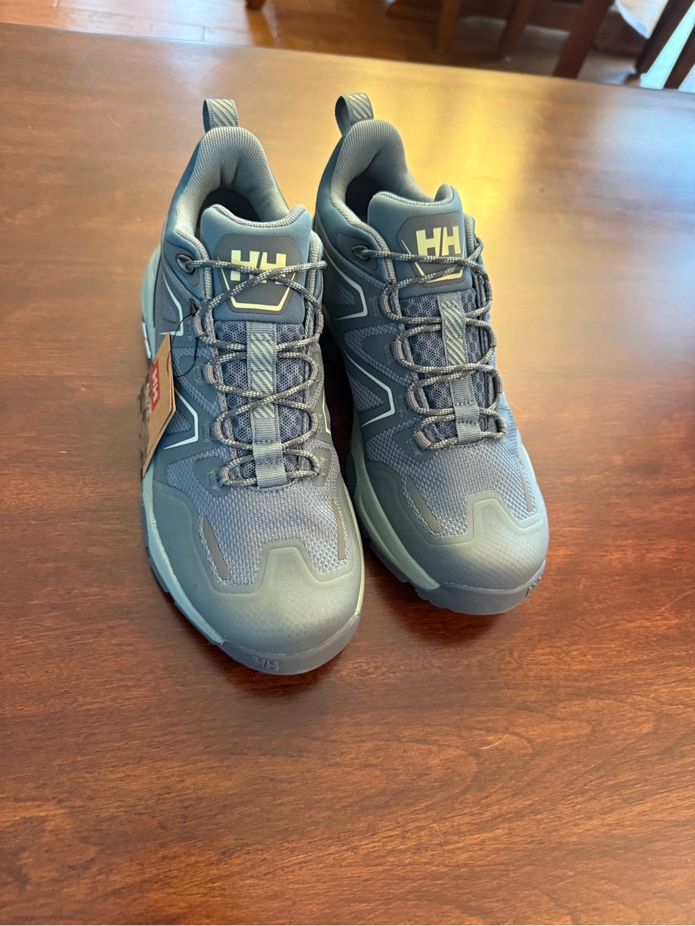 Women's Cascade Low-Cut HELLY TECH® Hiking Shoes